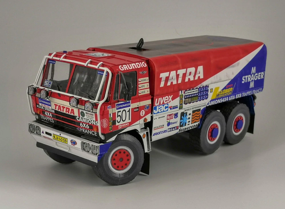 Tatra 815 6x6 Dakar 1990, 1:32