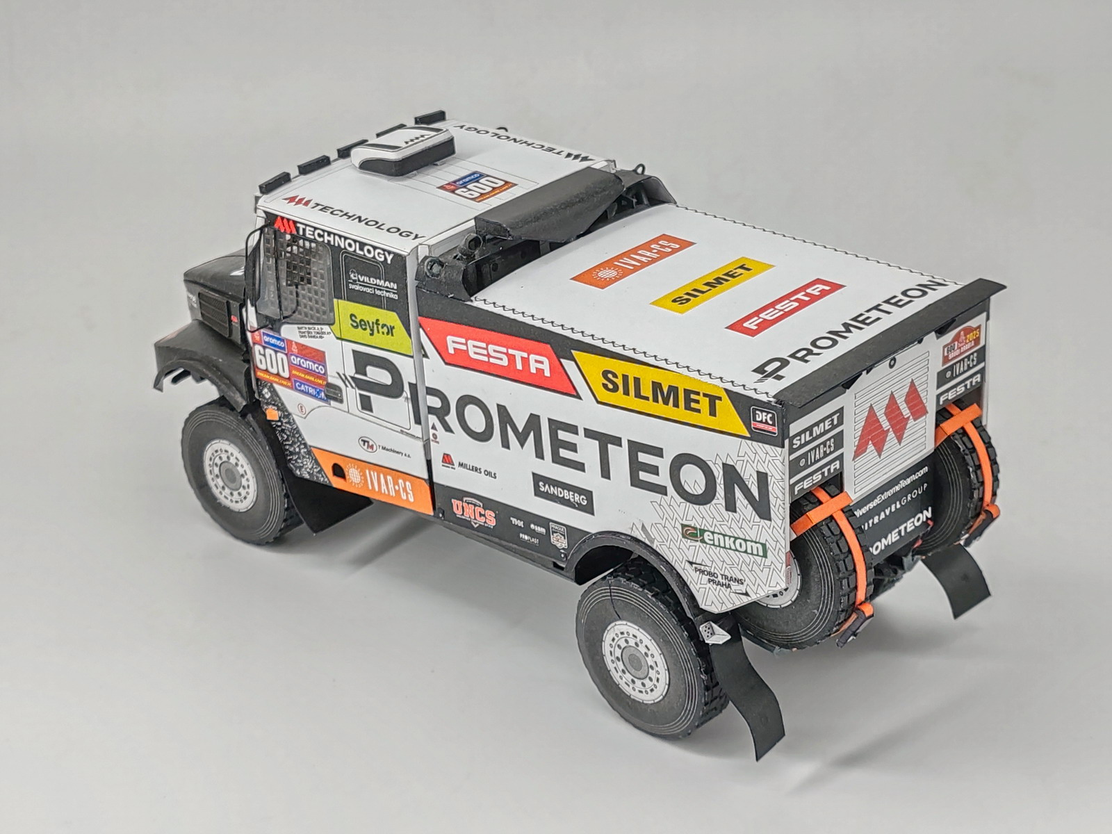 Iveco "Bohouš" - Dakar 2025 & Maroc 2024, 1:25
