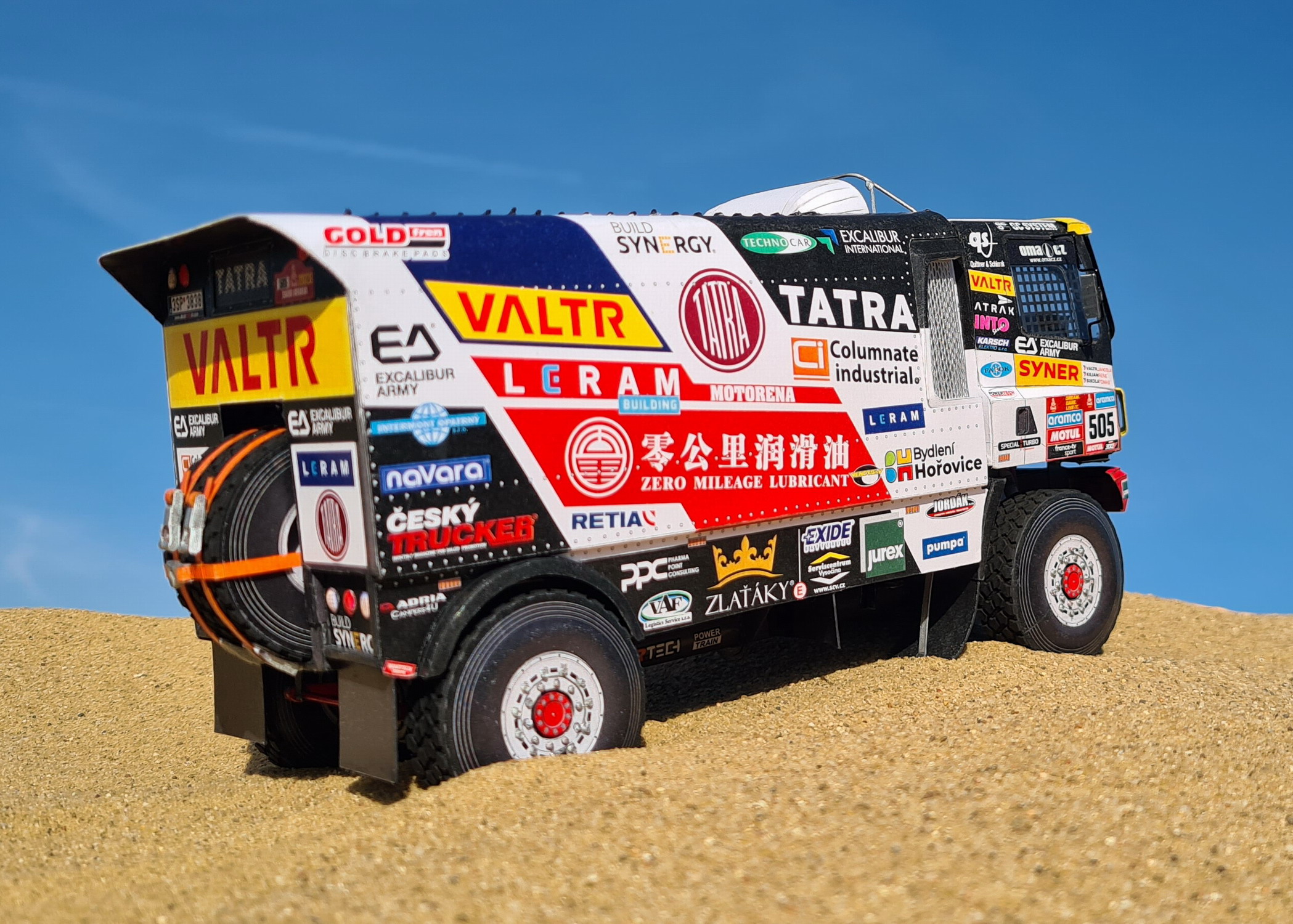 Tatra 158 Phoenix Dakar 2023, 1:32