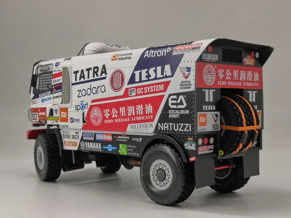 Tatra 158 Phoenix Dakar 2021, 1:32