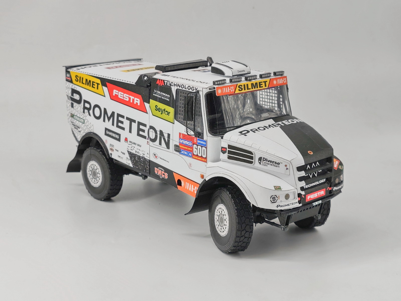 Iveco "Bohouš" - Dakar 2025 & Maroc 2024, 1:25