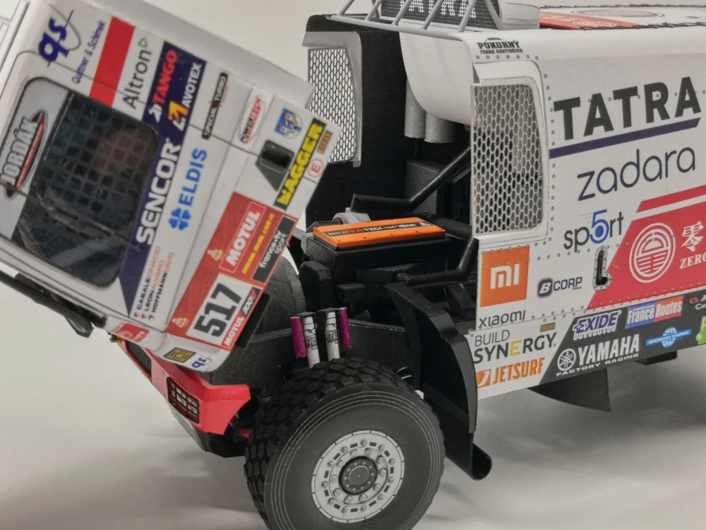 Tatra 158 Phoenix Dakar 2021, 1:32